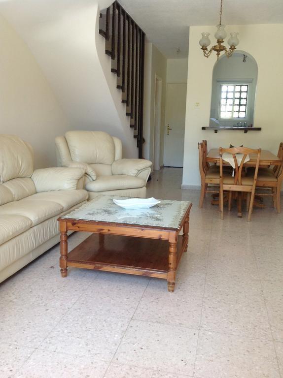 Paphos Townhouse Villa Exterior foto